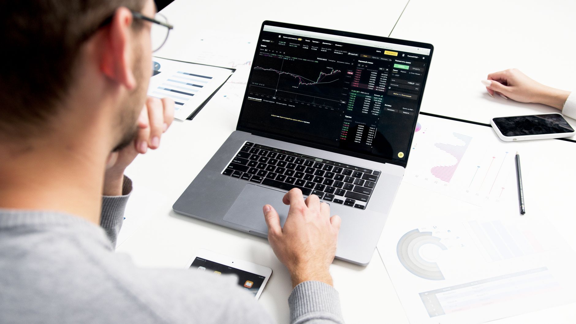 Visual illustration for TikTok Growth Automation & SaaS Solutions data analysis